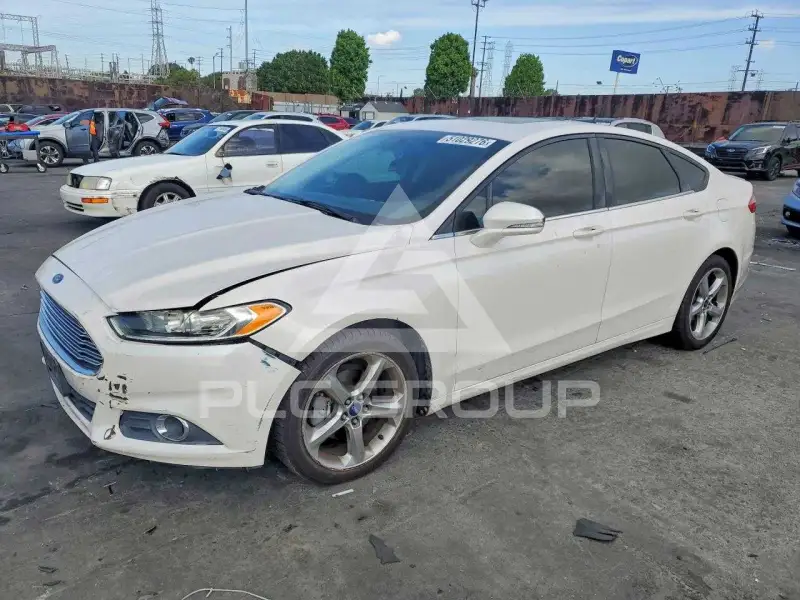 2013 Ford FUSION фото