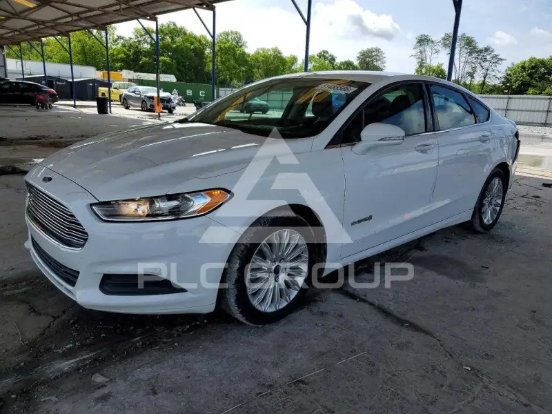 2013 Ford FUSION photo
