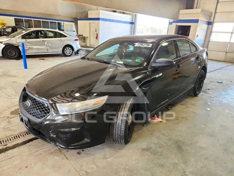 2013 Ford TAURUS photo