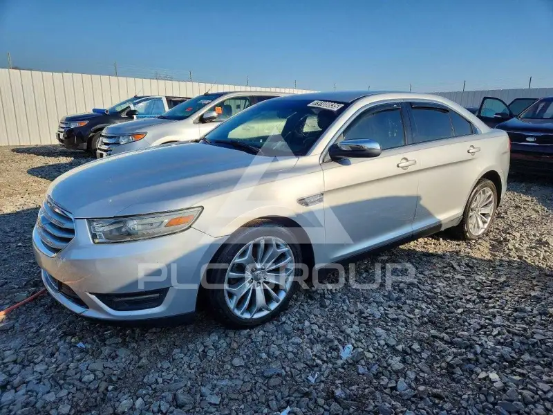 2013 Ford TAURUS photo