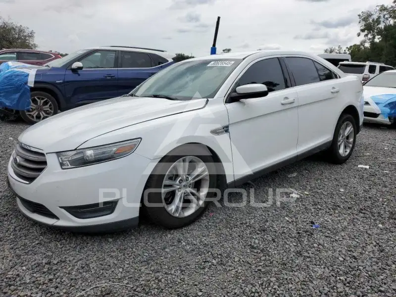 2013 Ford TAURUS photo