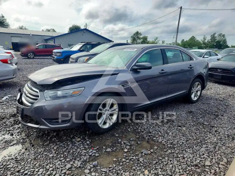2013 Ford TAURUS фото