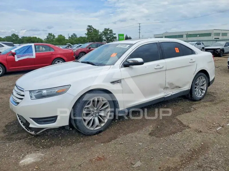 2013 Ford TAURUS фото