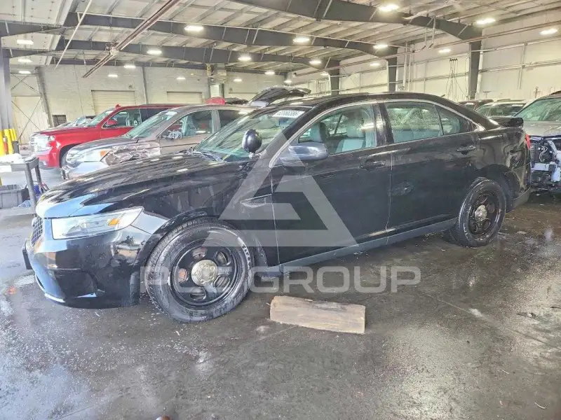 2013 Ford TAURUS фото