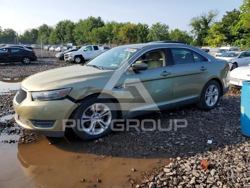 2013 Ford TAURUS фото