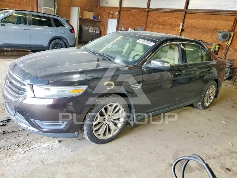 2013 Ford TAURUS фото