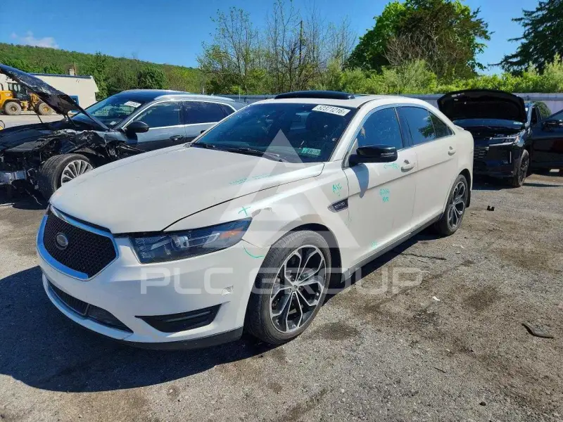 2013 Ford TAURUS photo