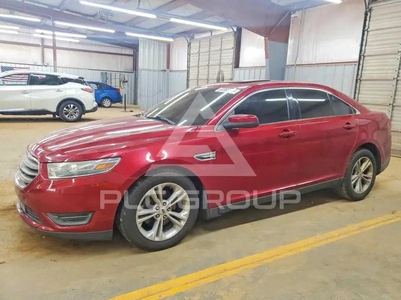 2013 Ford TAURUS фото