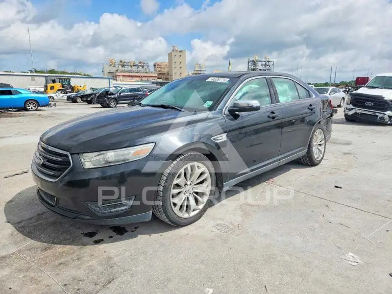 2013 Ford TAURUS photo