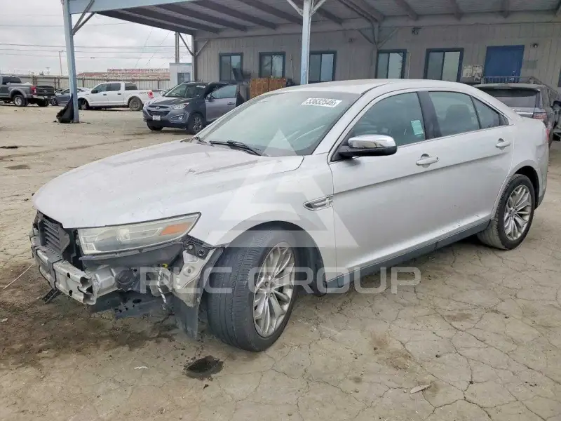 2013 Ford TAURUS фото