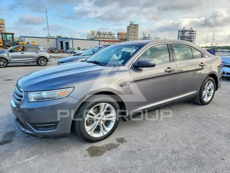 2013 Ford TAURUS photo
