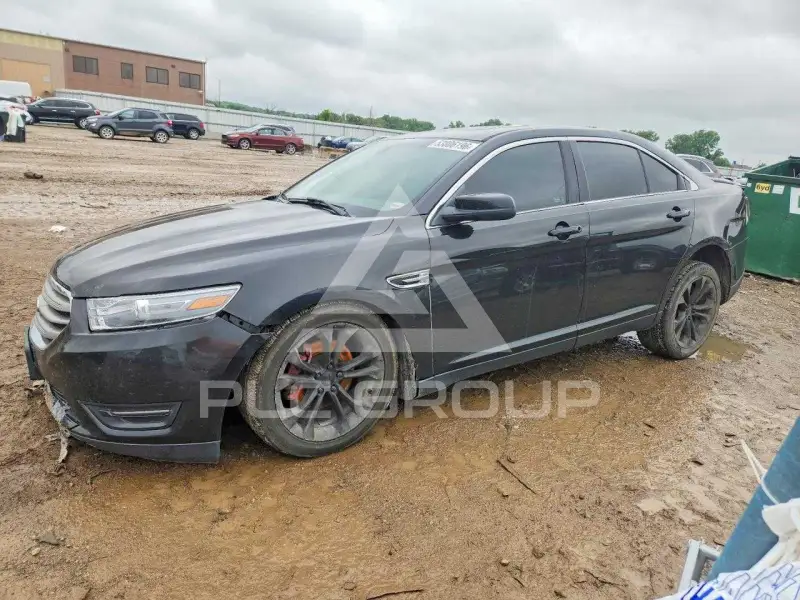 2013 Ford TAURUS фото