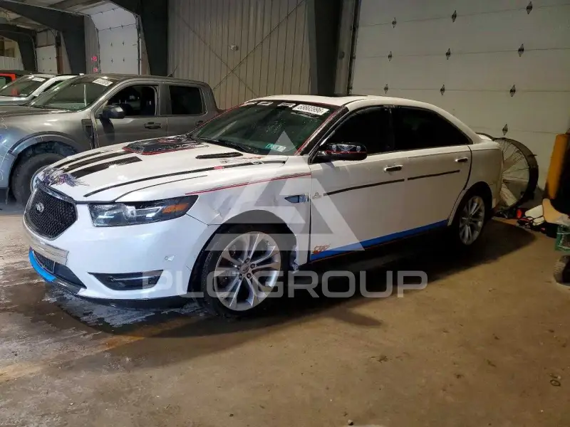 2013 Ford TAURUS фото