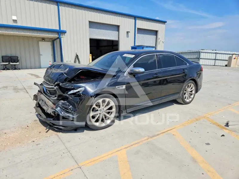 2013 Ford TAURUS фото