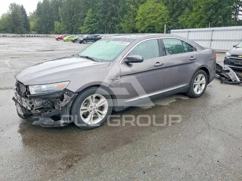 2013 Ford TAURUS фото