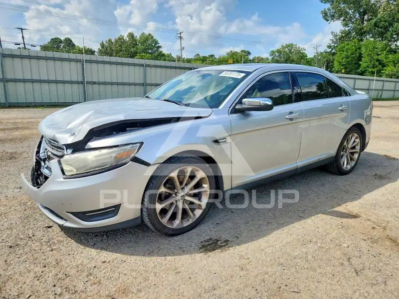 2013 Ford TAURUS фото