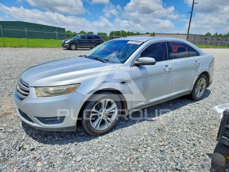 2013 Ford TAURUS photo