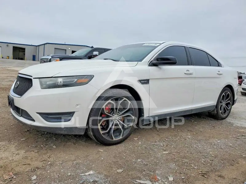 2013 Ford TAURUS фото