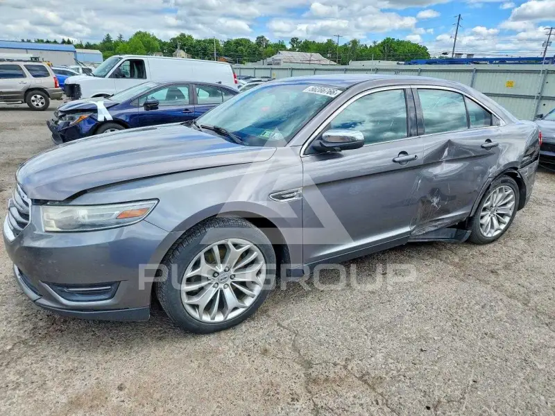 2013 Ford TAURUS photo