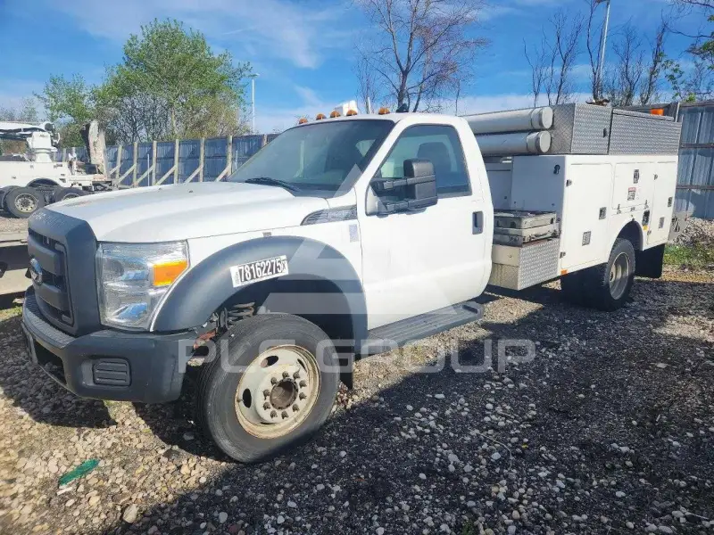2013 Ford  фото