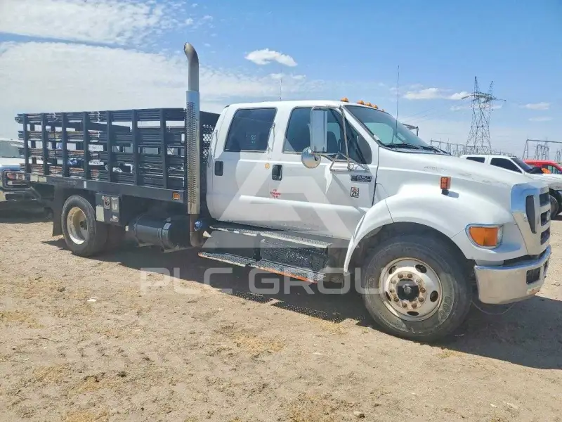 2013 Ford F-650 photo