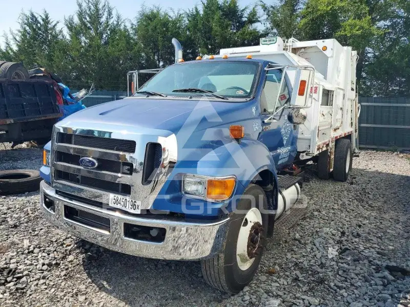 2013 Ford F-750 фото
