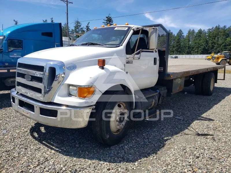 2013 Ford F-750 фото
