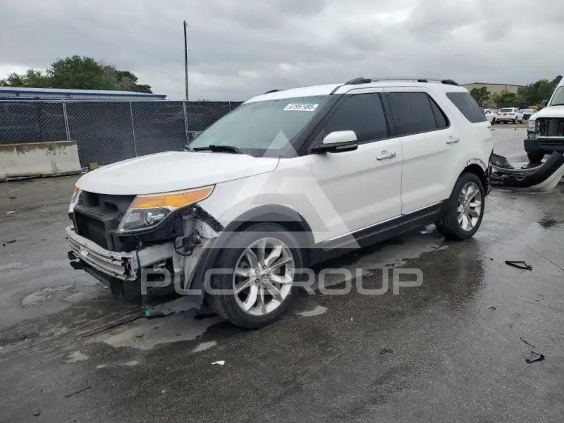 2013 Ford EXPLORER фото