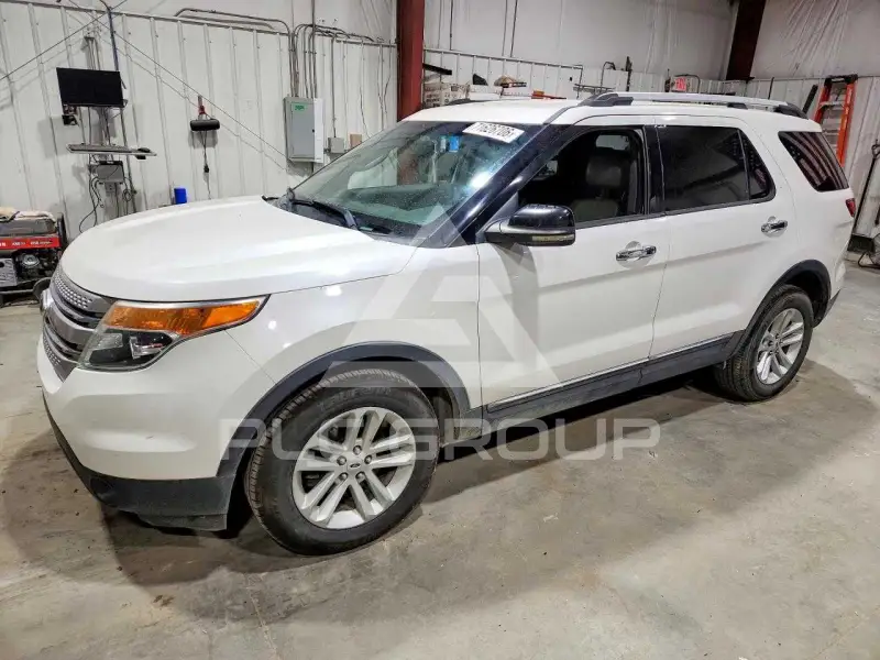 2013 Ford EXPLORER фото