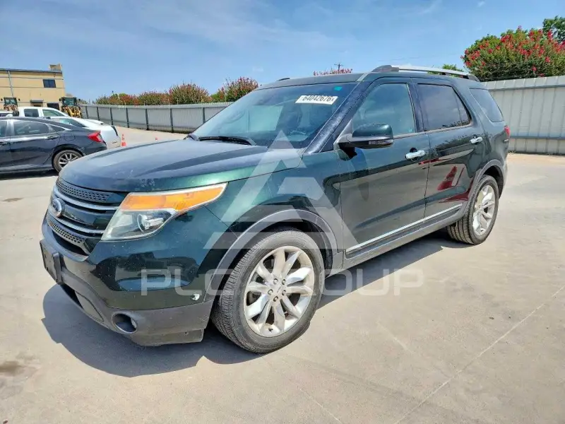 2013 Ford EXPLORER photo