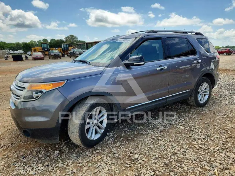 2013 Ford EXPLORER фото
