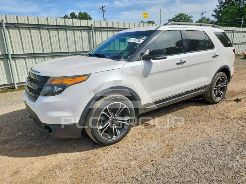2013 Ford EXPLORER photo