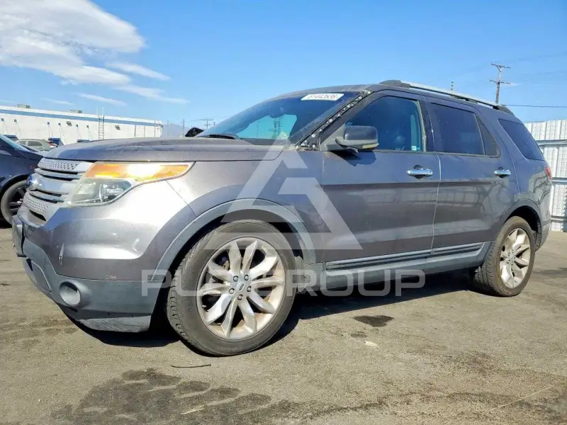 2013 Ford EXPLORER фото