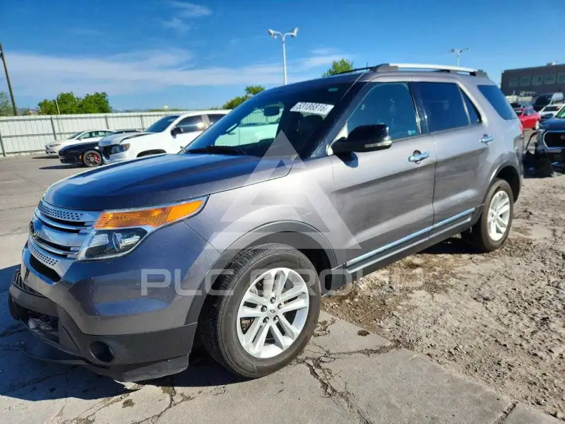 2013 Ford EXPLORER фото