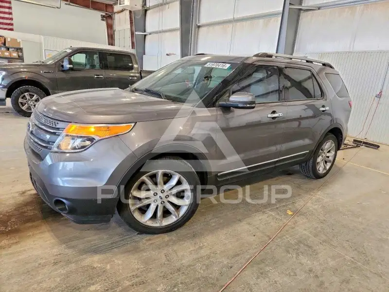 2013 Ford EXPLORER фото