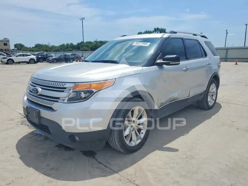 2013 Ford EXPLORER фото