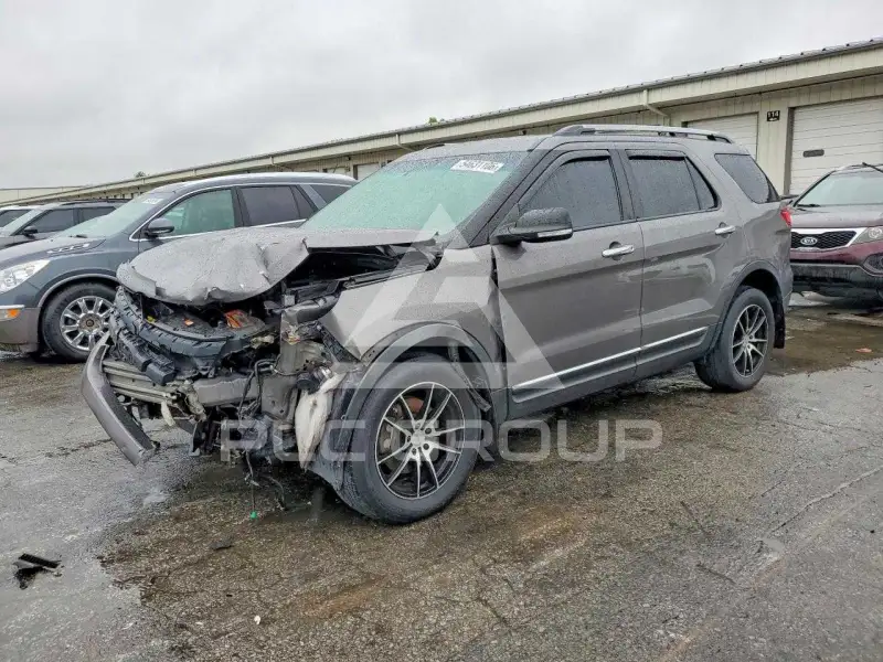 2013 Ford EXPLORER photo