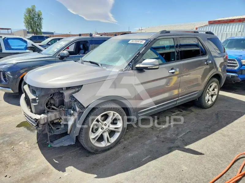 2013 Ford EXPLORER photo