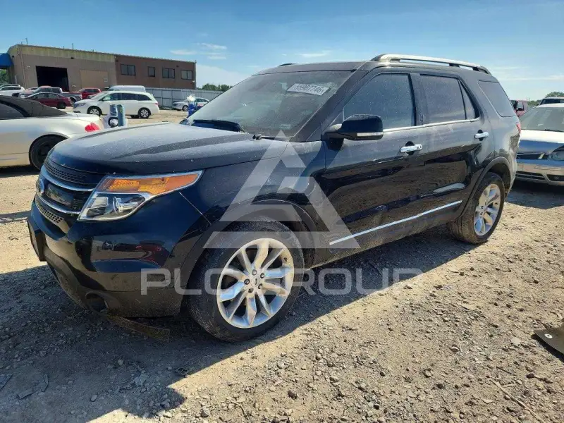 2013 Ford EXPLORER photo