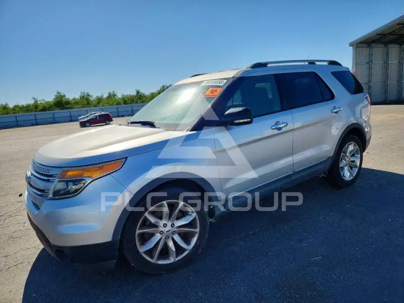 2013 Ford EXPLORER фото