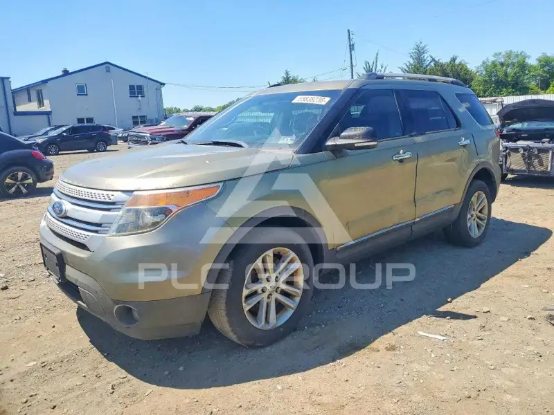 2013 Ford EXPLORER фото