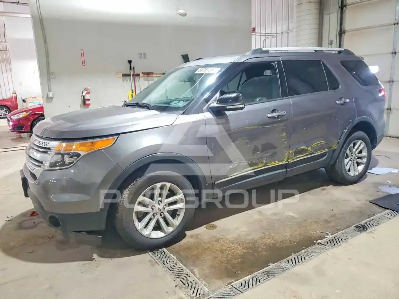 2013 Ford EXPLORER фото