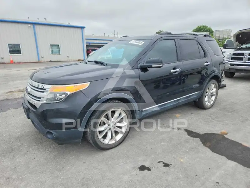 2013 Ford EXPLORER фото