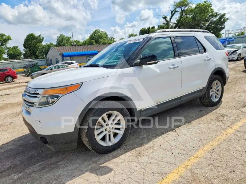 2013 Ford EXPLORER фото