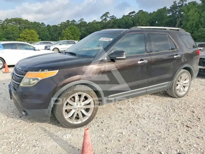 2013 Ford EXPLORER photo