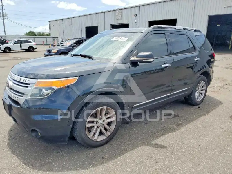 2013 Ford EXPLORER фото