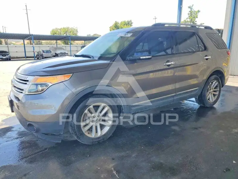 2013 Ford EXPLORER фото