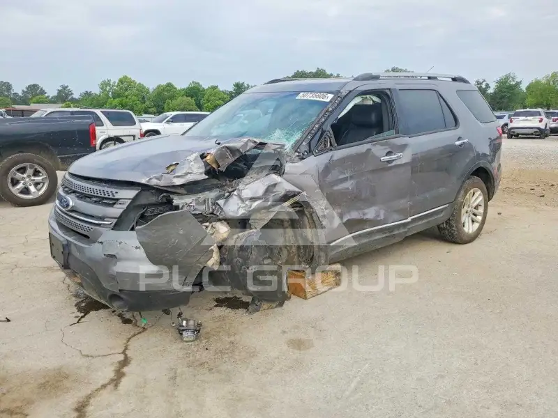 2013 Ford EXPLORER фото