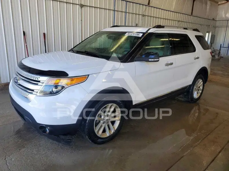 2013 Ford EXPLORER фото