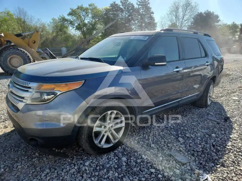 2013 Ford EXPLORER фото